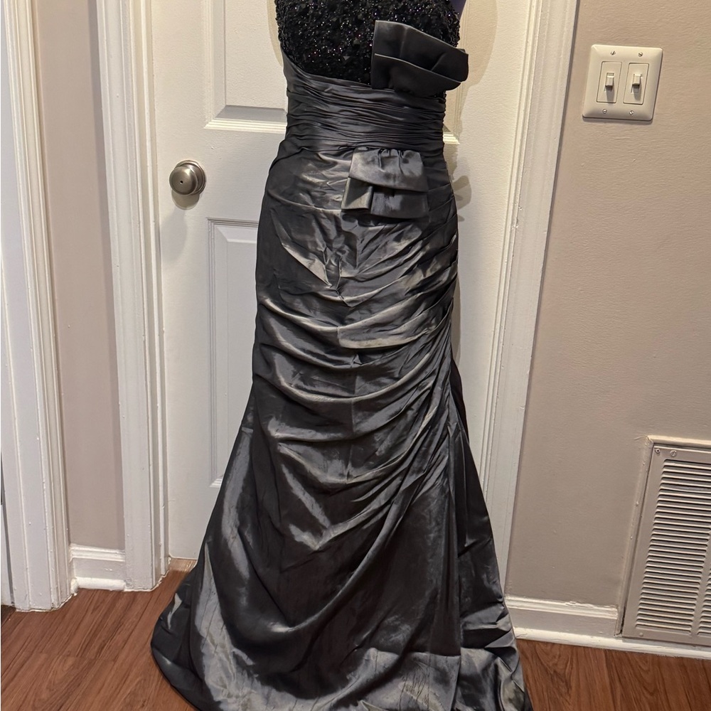 Maggie Sottero Black and Gray Maxi Dress